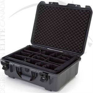 NANUK 940 CASE W / PADDED DIVIDER - GRAPHITE